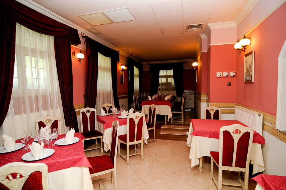 Pension La Cupola Targu Mures Exterior photo
