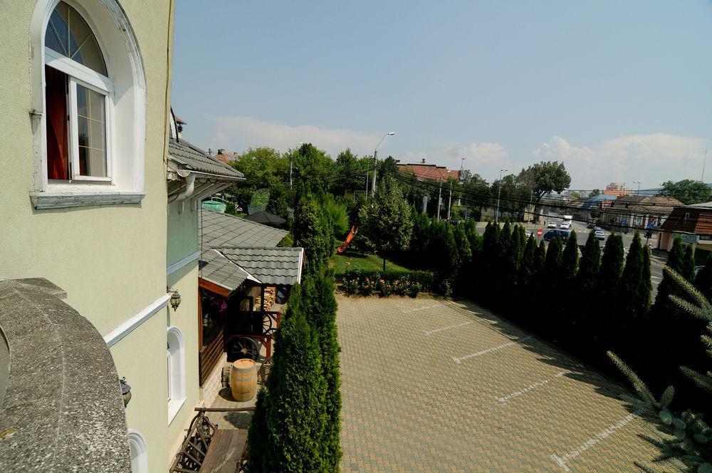 Pension La Cupola Targu Mures Exterior photo